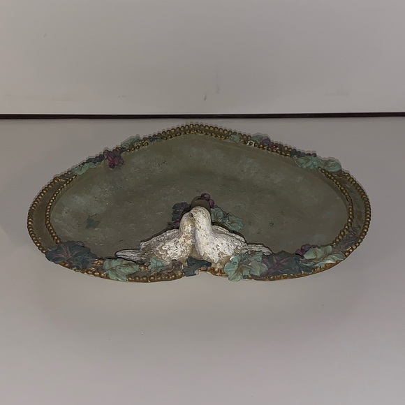 🕊️ VINTAGE 1997 INNOVATION GIFTWARE FOREVER YOURS DOVES JEWELERY TRAY 🕊️ - Picture 4 of 7